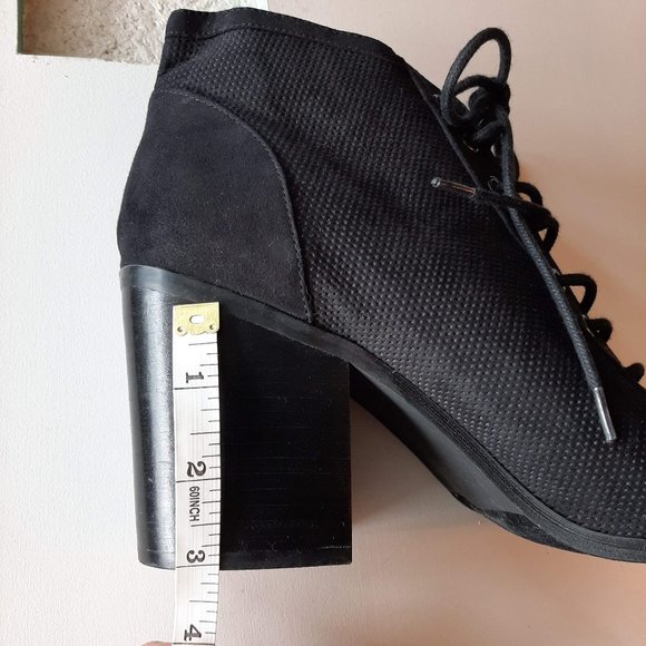 Urban Outfitters Black Open Toe Ankle Boot Lace up - Picture 5 of 7